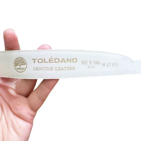 VTG Toledano Genuine Leather Belt Gold Ornate Buckle 29” - 31” Approx Small Boho - Picture 6 of 8
